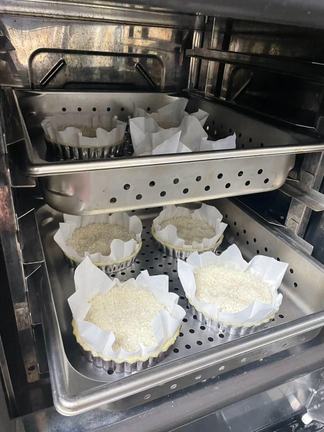【本日から】フランス・ロレーヌ地方の味を、お届けします。