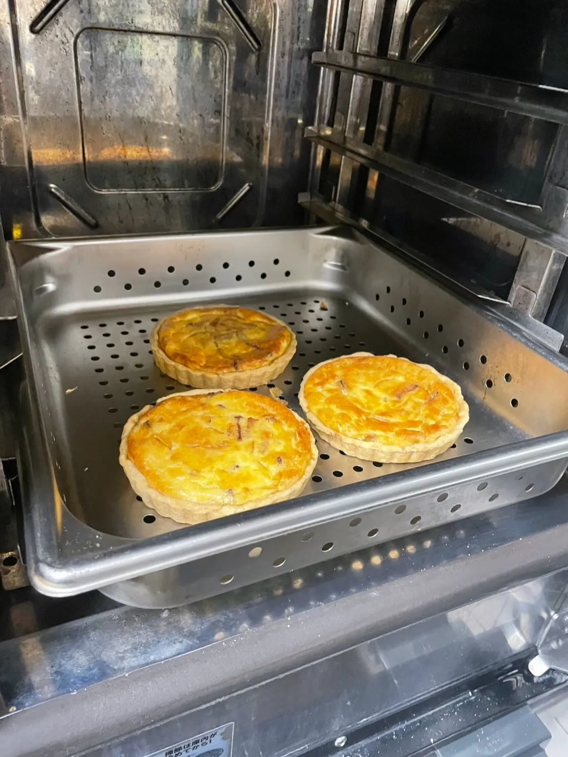 【本日から】フランス・ロレーヌ地方の味を、お届けします。